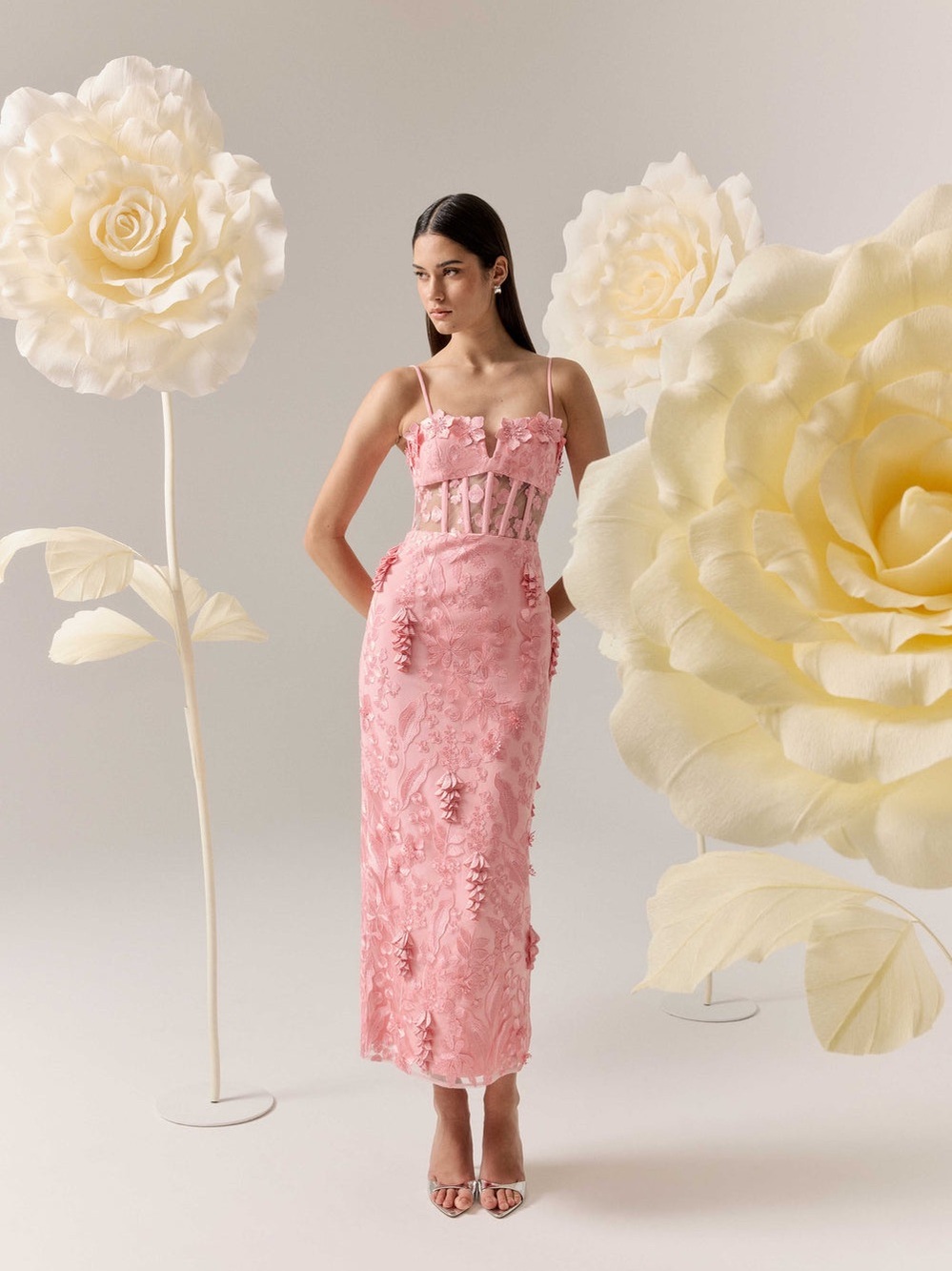 Elliatt Monique Floral Applique Midi Dress in Pink Size S Wedding Guest NWT